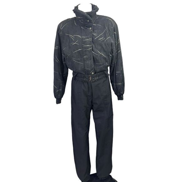 Skea Tops - Skea Paris/Vail Vintage Womens Ski‎ Snowboard Suit, Black/Gold Belted Sz 8